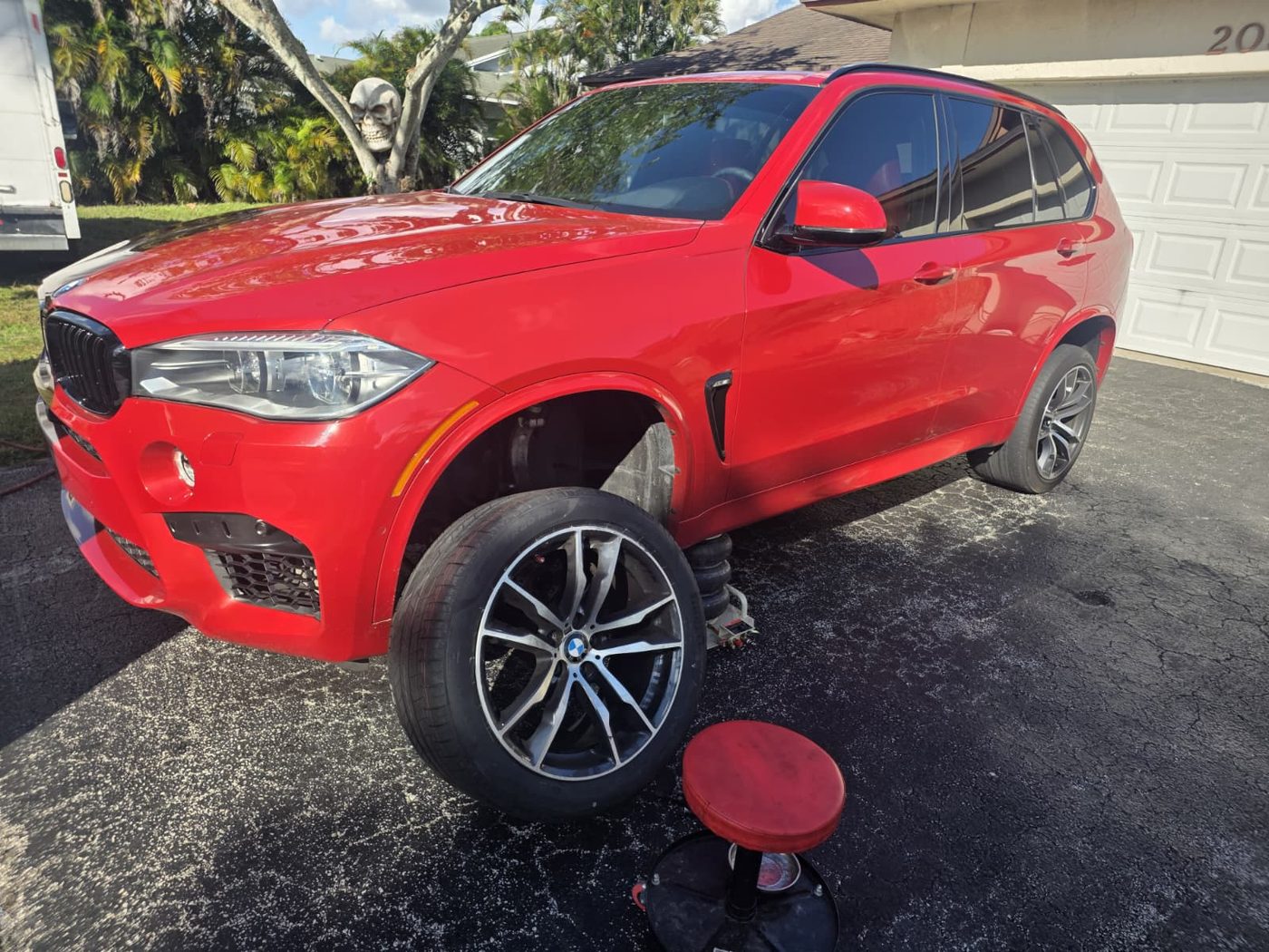 BMW mobile tire service at home driveway