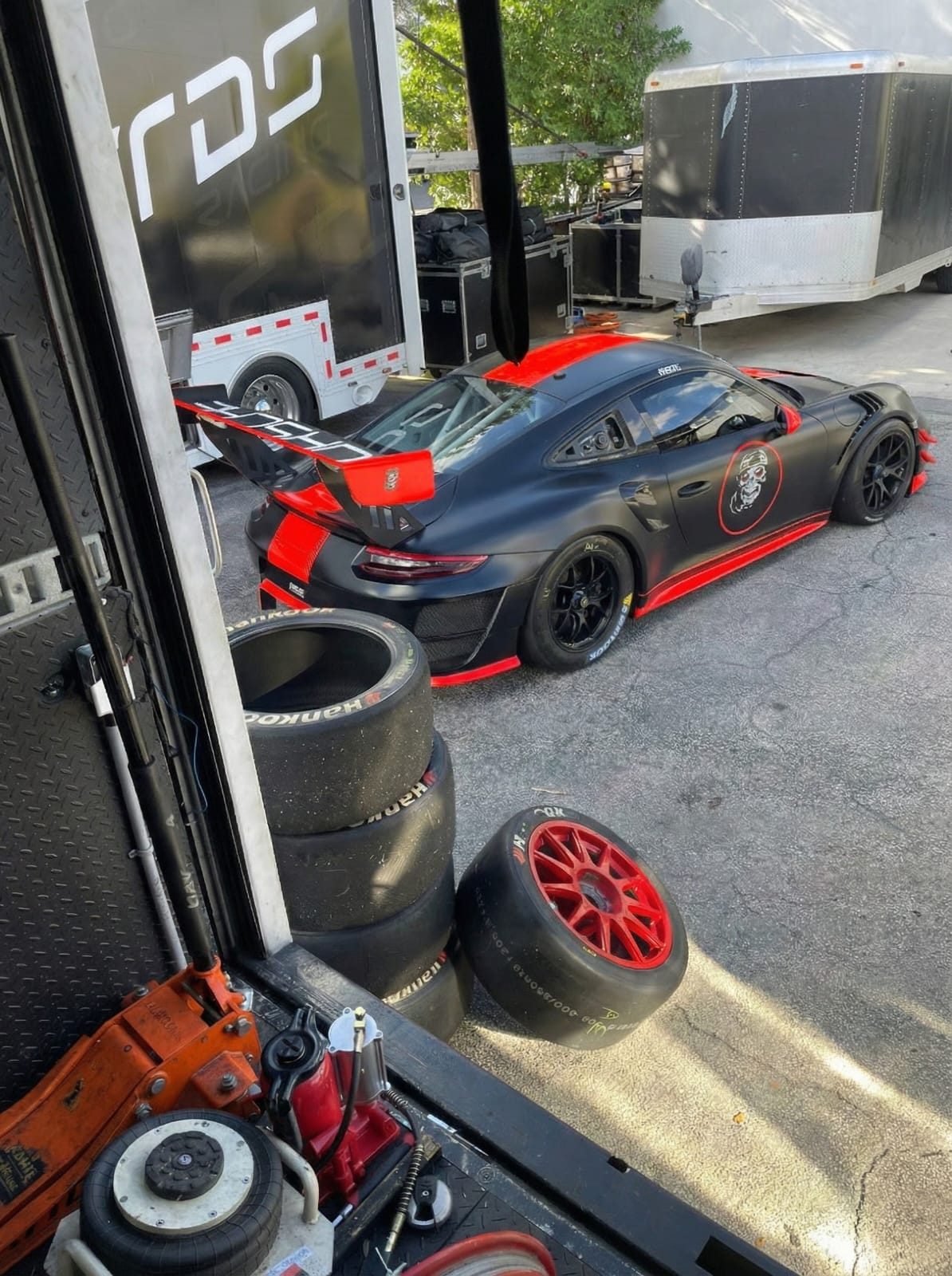 Porsche race car tire service